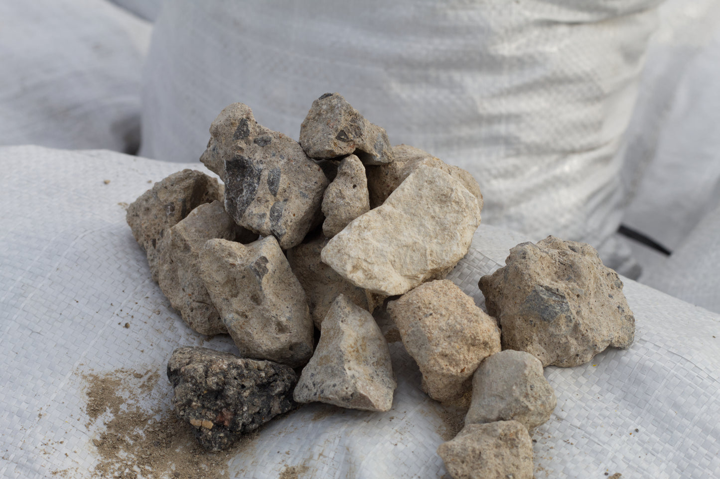 Bagged 1.5 Crushed Concrete Rock