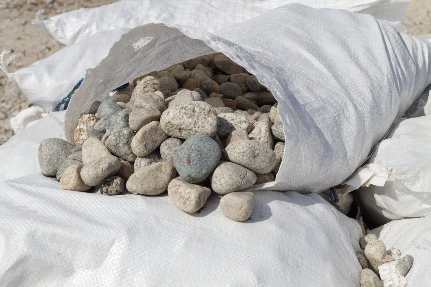 Bagged 1-2" Salt and Pepper River Rock