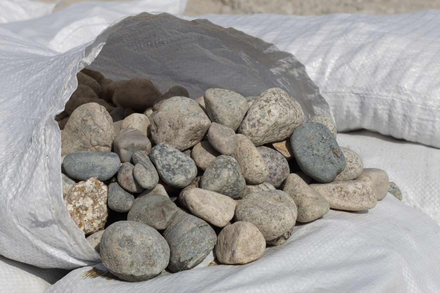 Bagged 1-2" Salt and Pepper River Rock